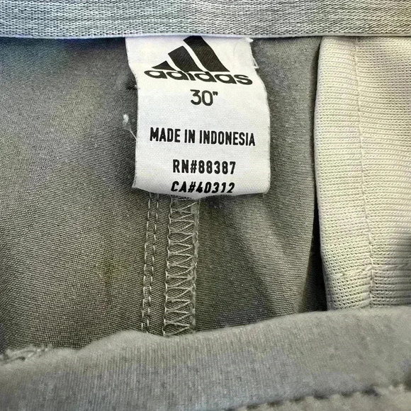 Adidas Men's Light Gray Golf Shorts - Picture 2 of 3